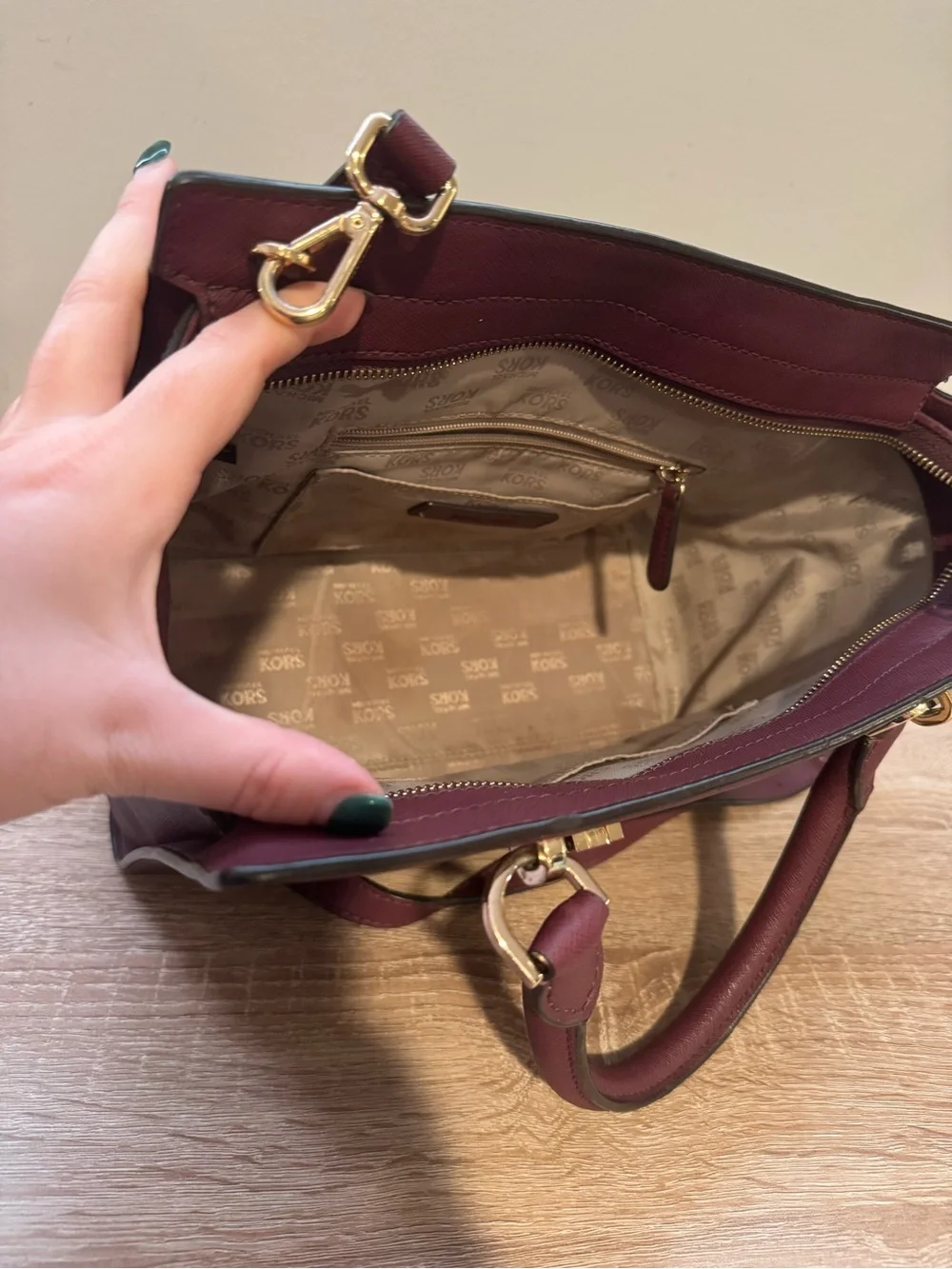 Michael Kors saffiano leather